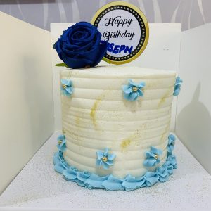 7 inches, 3 layer Buttercream Cake.
